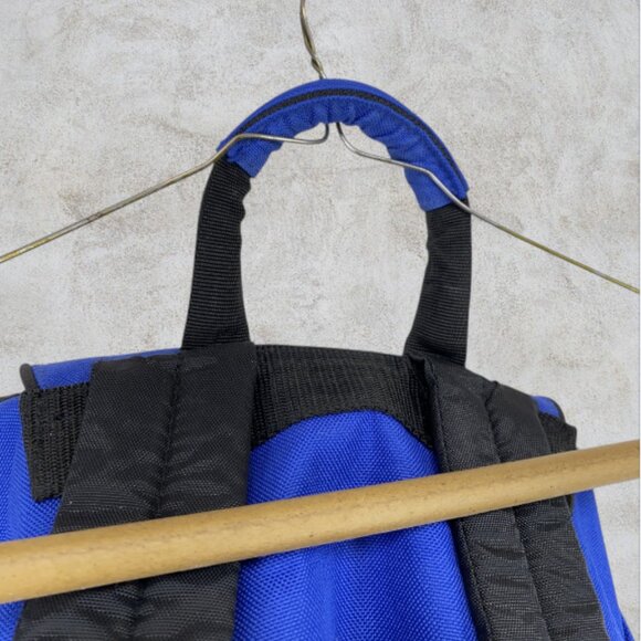 EASTSPORT -- Gym, Sports, and Outdoor Gear Bag with Multiple Pockets, Lightwght - Picture 14 of 16